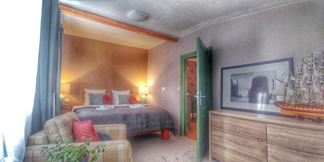 Hotel Telcz Zewnętrze zdjęcie